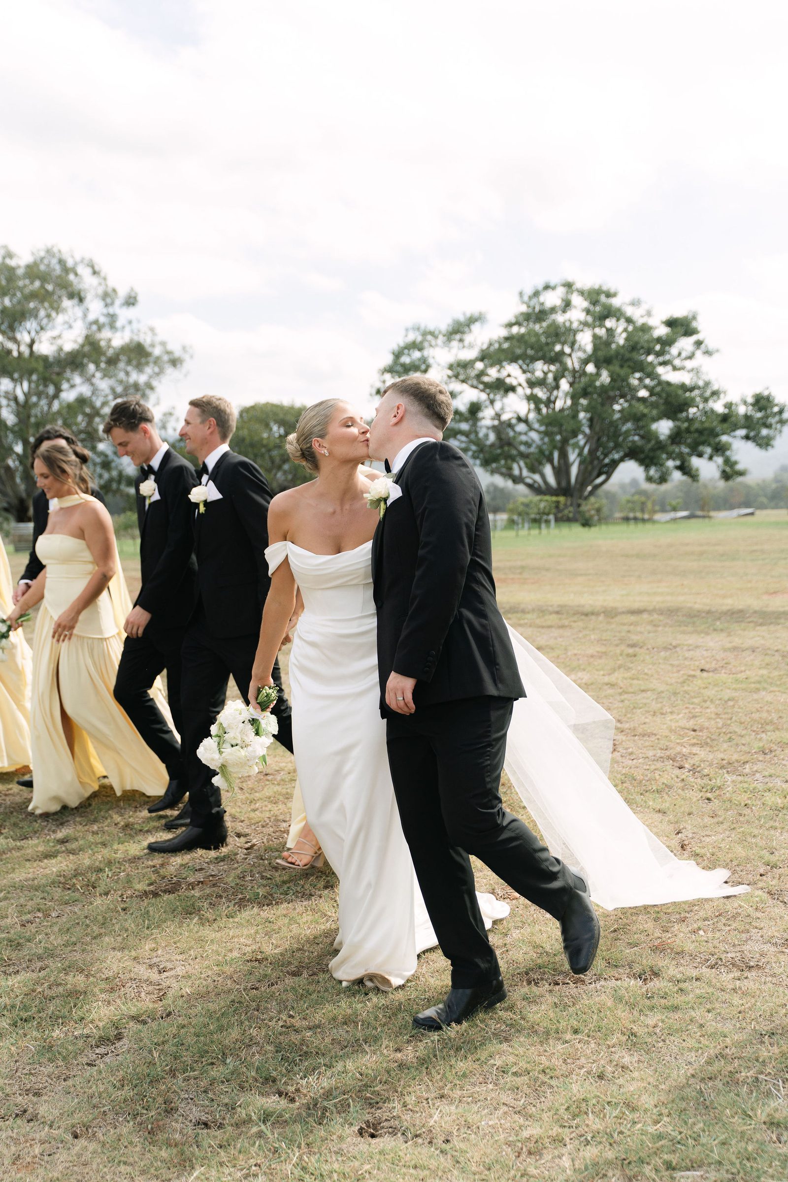 Daniel & Jasmine wedding at Bimbadgen Palmers Lane