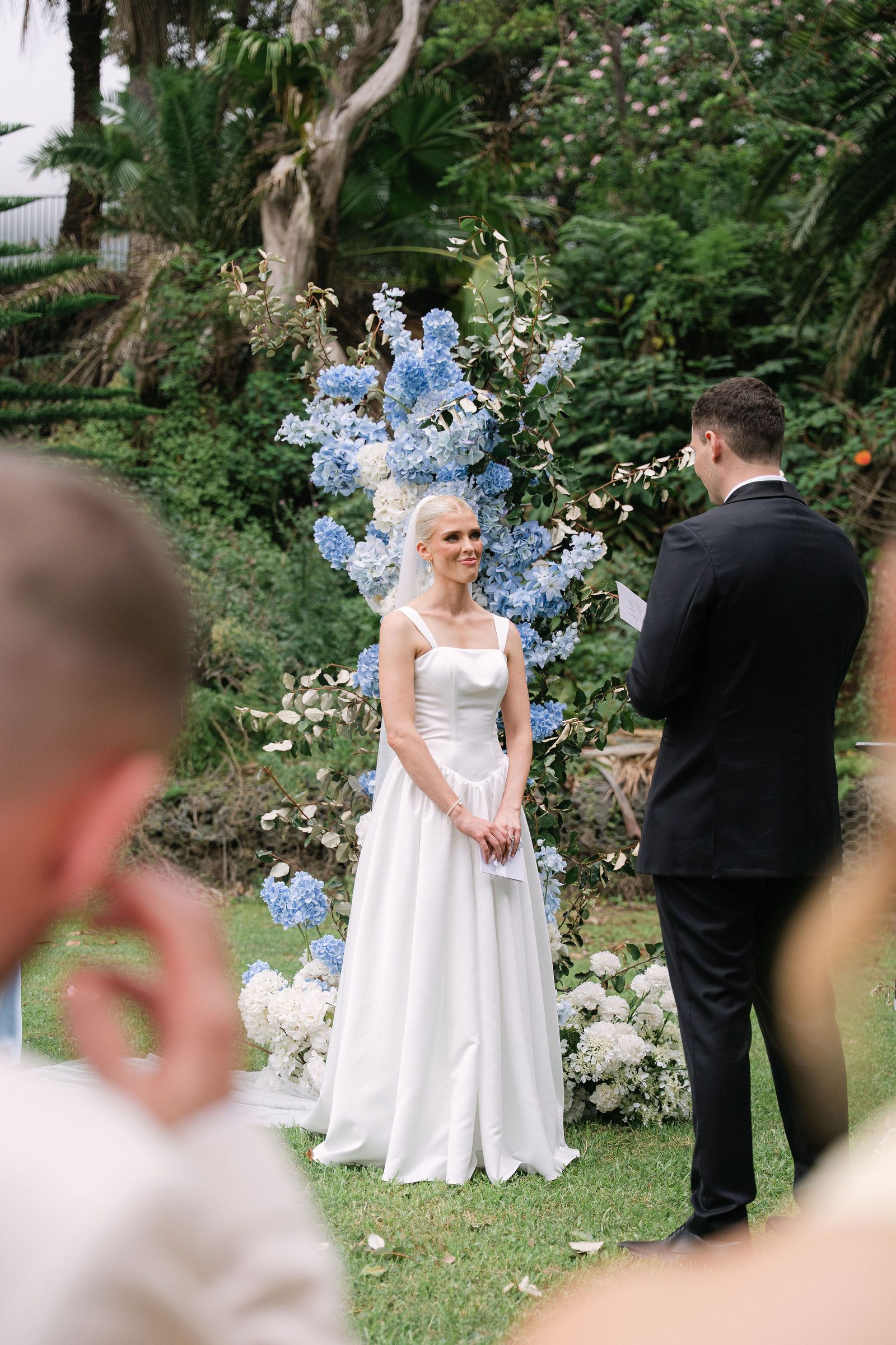 Lawsen & Hollie wedding at Headland Weddings