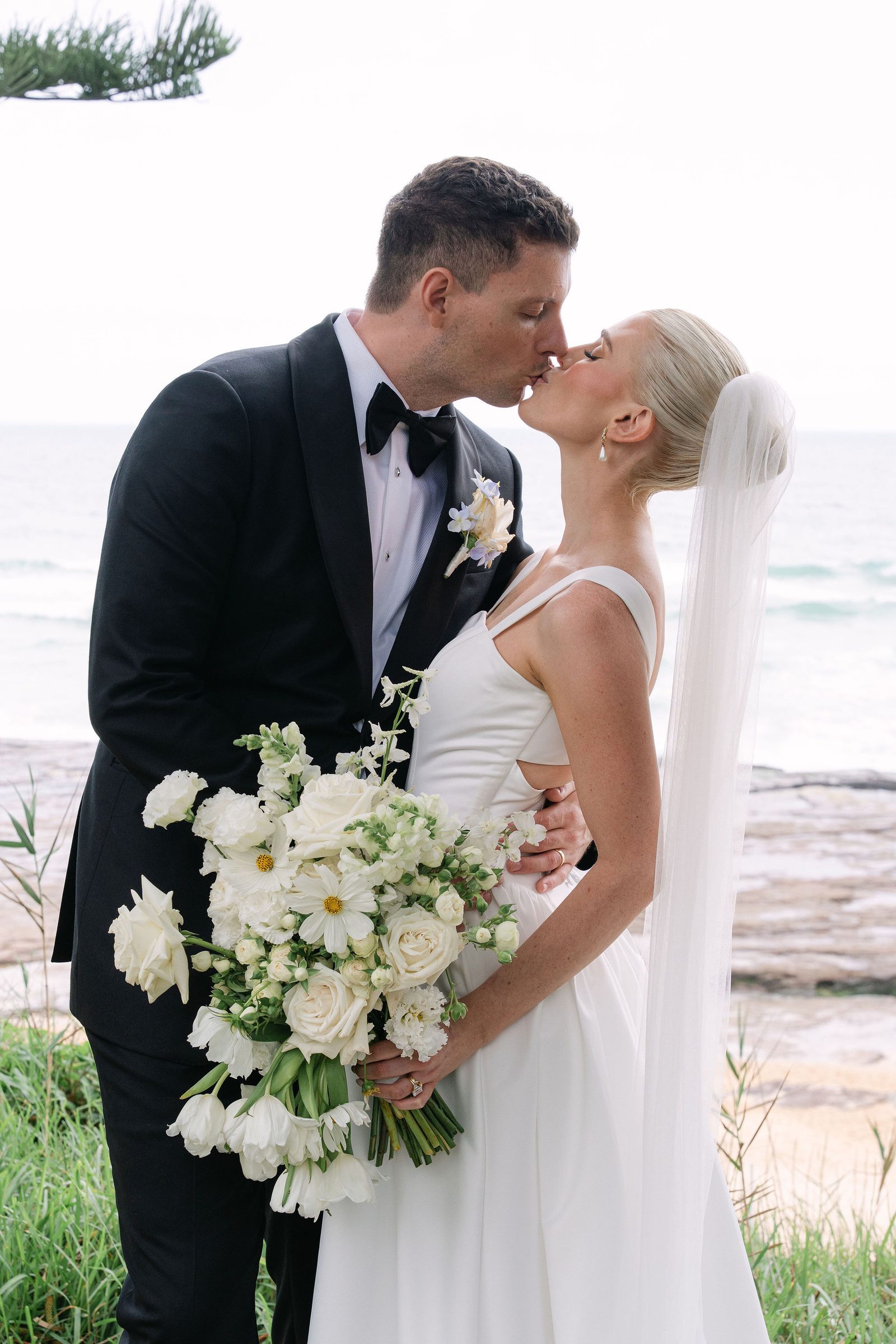 Lawsen & Hollie wedding at Headland Weddings