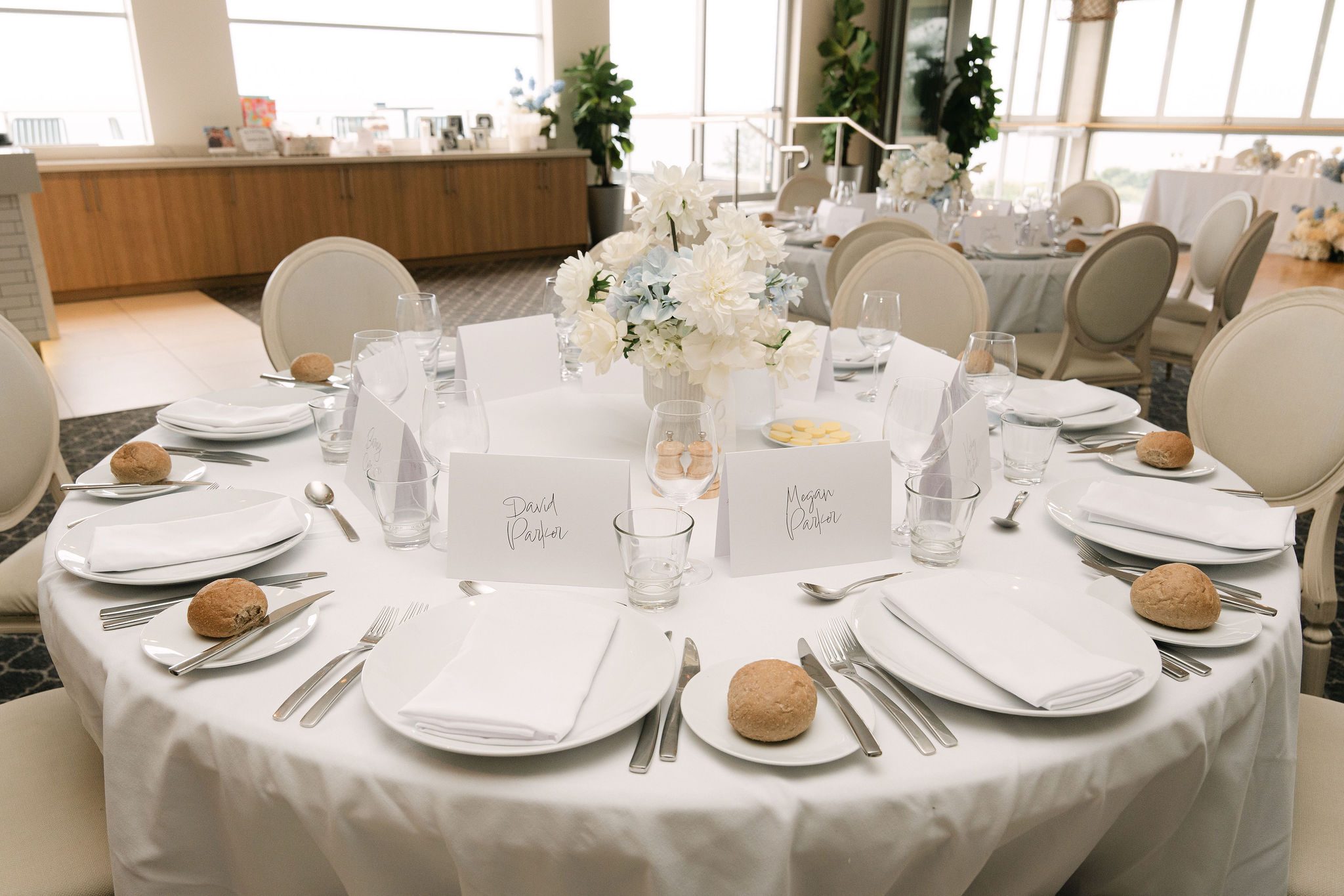 Lawsen & Hollie wedding at Headland Weddings