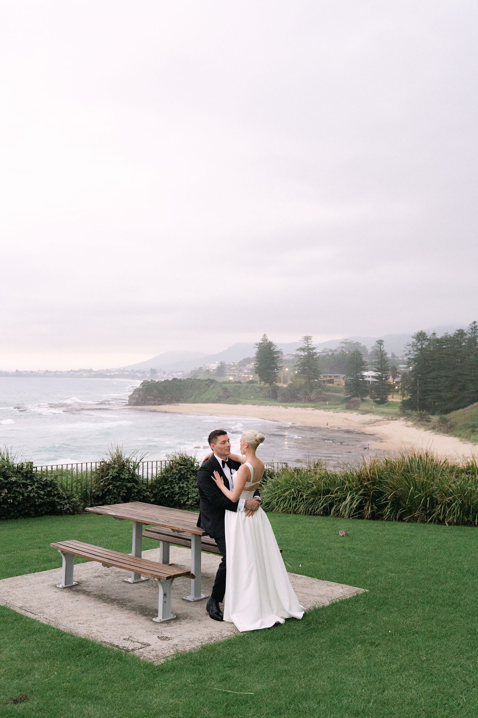 Lawsen & Hollie wedding at Headland Weddings