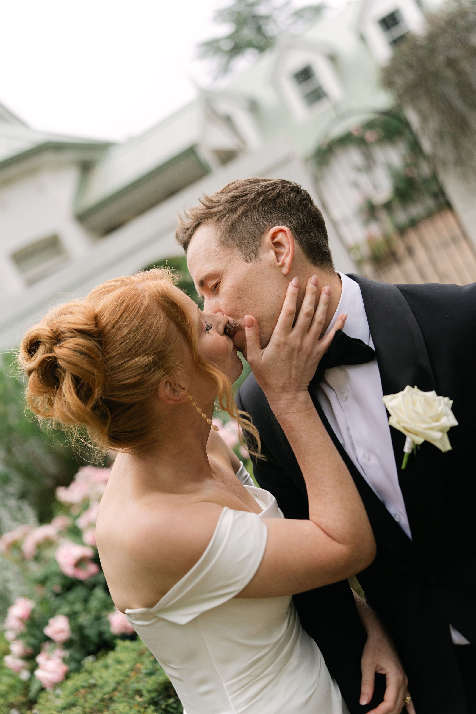 Ned & Maddie wedding at Montrose House