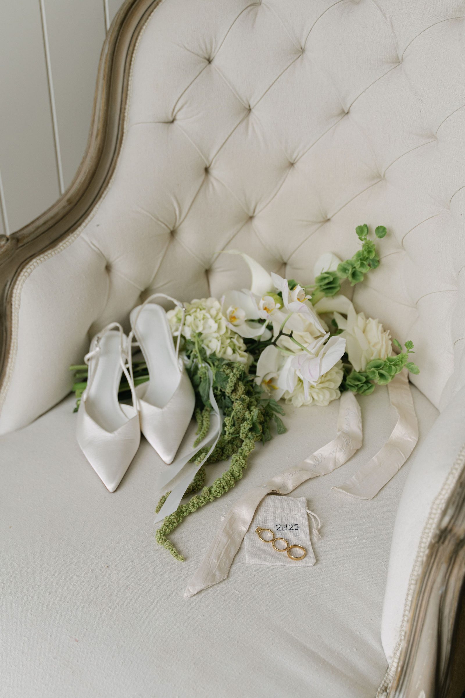 Ned & Maddie wedding at Montrose House