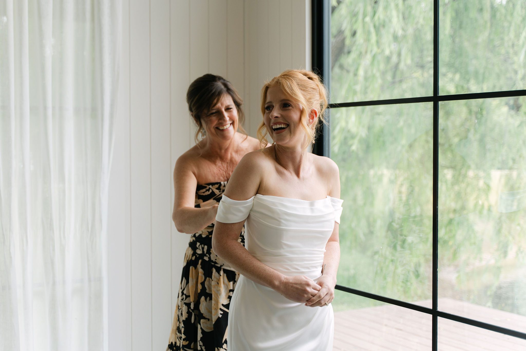 Ned & Maddie wedding at Montrose House