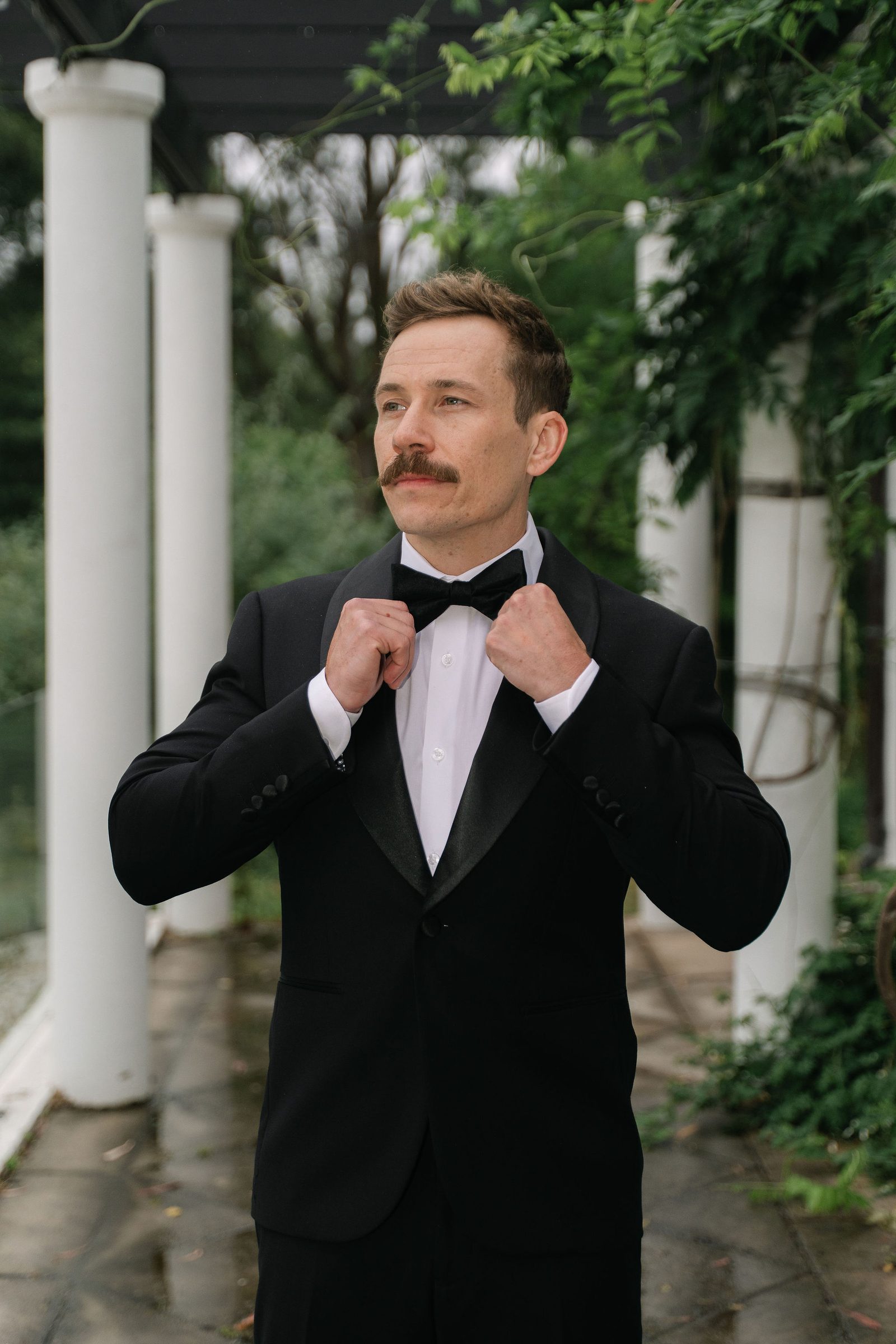 Ned & Maddie wedding at Montrose House