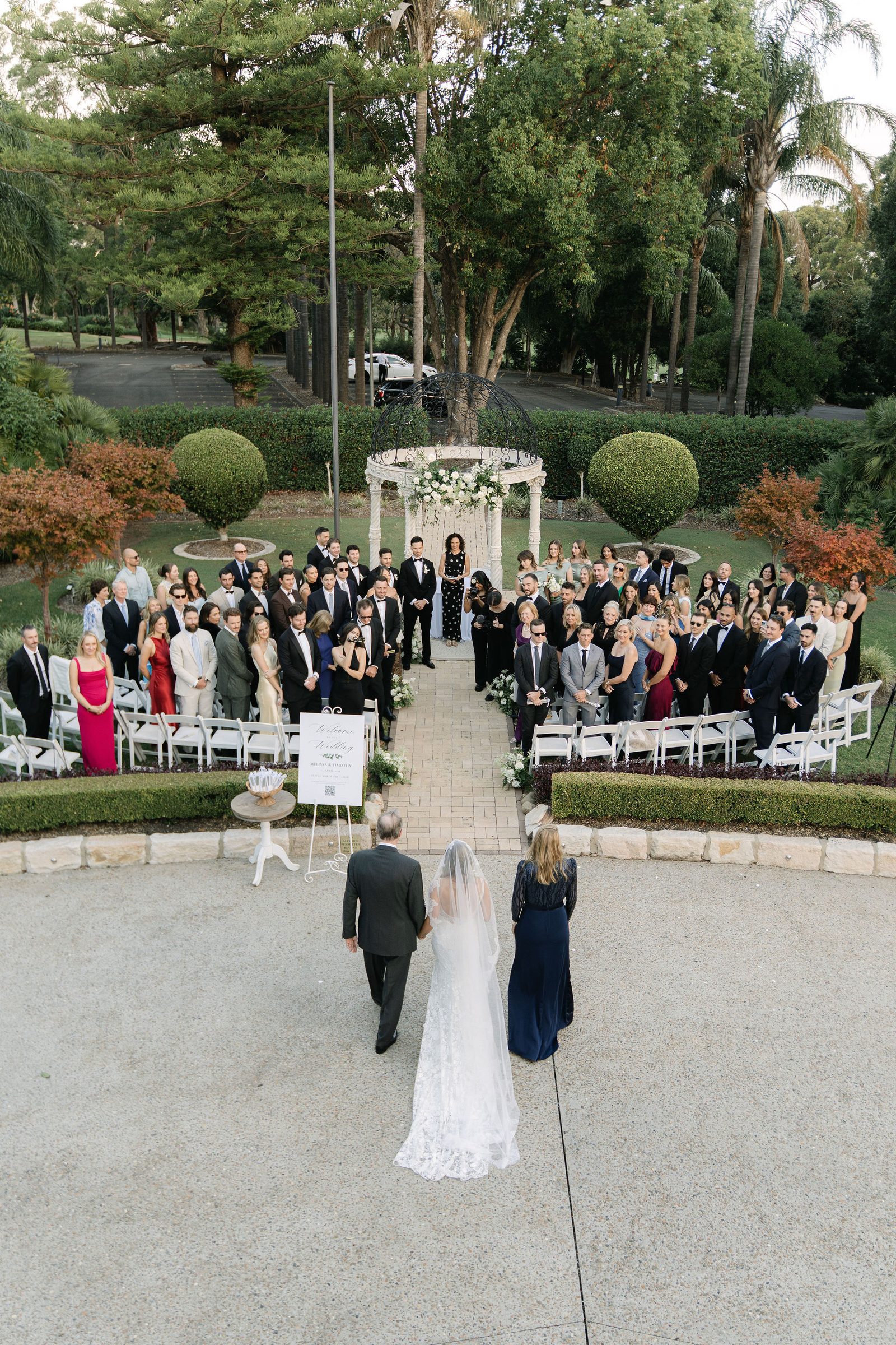 Tim & Melissa wedding at Oatlands Estate